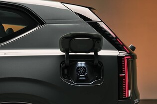 Volvo zrychlilo nabíjení svého EX60. Nyní nemá konkurenci