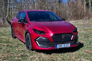 Renault Clio E-Tech Esprit Alpine (2026)