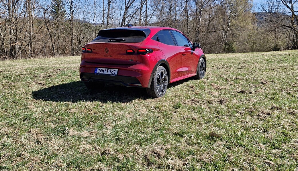 Renault Clio E-Tech Esprit Alpine (2026)