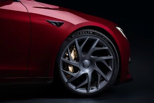 Na trh míří limitovaná edice dvou modelů od Tesly. Určeny jsou pro 350 vyvolených