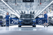 BMW Group slaví jubileum. Vyrobila svůj dvoumiliontý čistě elektrický vůz