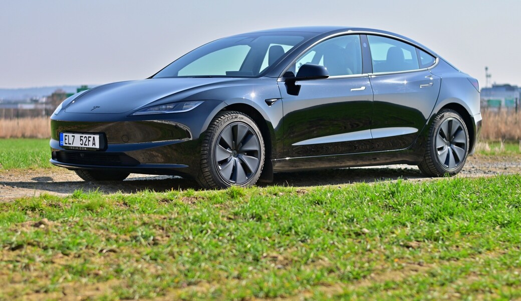 Tesla Model 3 Standard Range