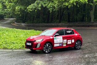 Úspěšný víkend týmu Peugeot TotalEnergies: dvojité pódium na Moravě
