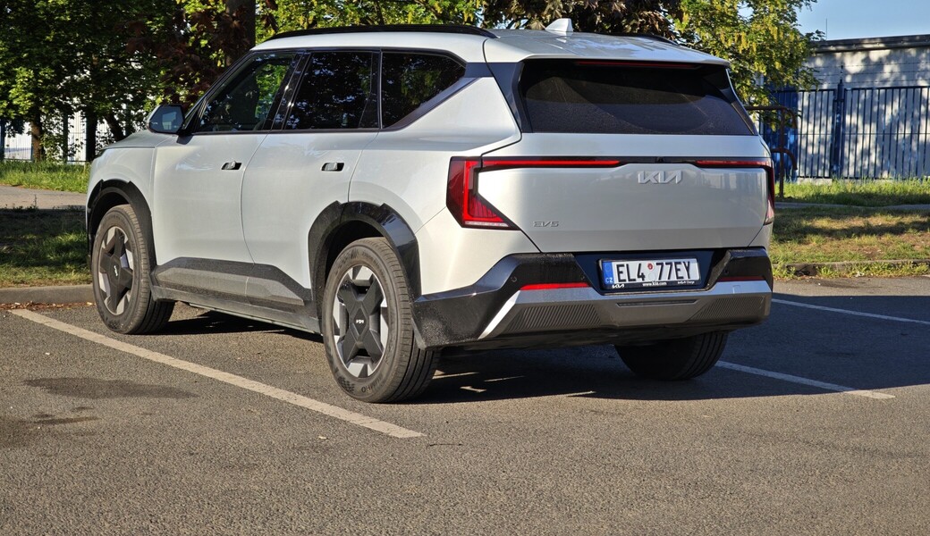 Kia EV5