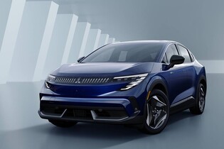Na cestě je další nové Mitsubishi. Tentokrát nejde o převlečený Renault