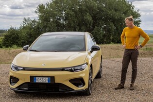 Ptejte se nás na zajímavý Leapmotor B05. Poprvé ho řídíme v Německu