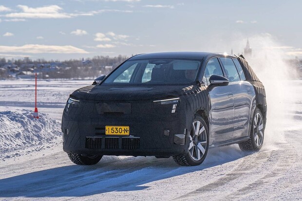 Škoda Peaq už je za dveřmi. Prošla si hlubokými mrazy i pouštním peklem