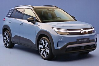 Na svět unikla oficiální podoba Volkswagenu ID.Cross. K vidění je i jeho kabina