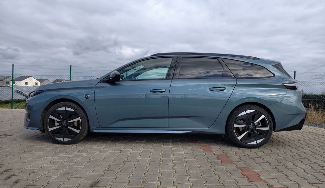 Peugeot E-308 SW