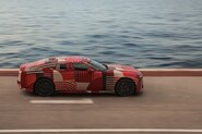 Už víme, kdy se představí Jaguar Type 01. Naživo jej poprvé uvidíme v USA