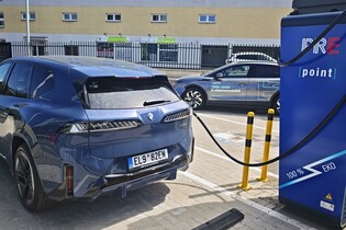 Nabili jsme BMW iX3 a máme evropský rekord