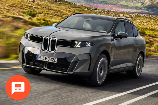 BMW ukazuje obří iX5, Fiat zase oživuje Multiplu