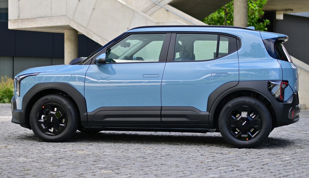 Kia EV2