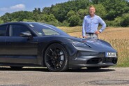 Elektrické Porsche s manuálem?