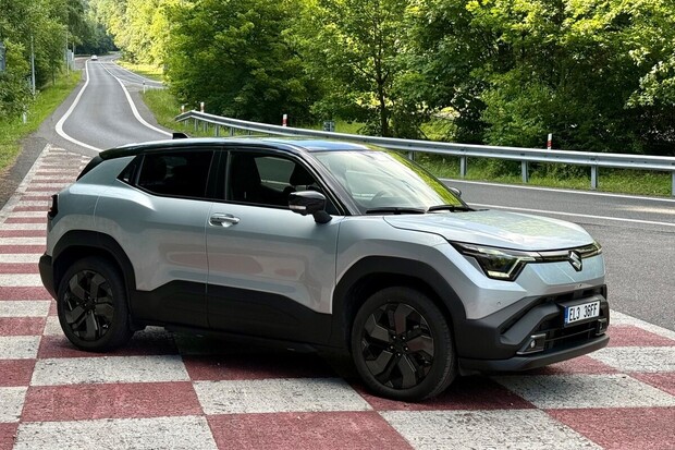 Suzuki e Vitara