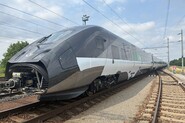 Po Česku se prohání nejrychlejší švédský vlak historie, dokáže jet až 250 km/h