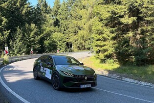 Peugeot TotalEnergies zamíří do Skotska. Českou posádku čeká nový vůz