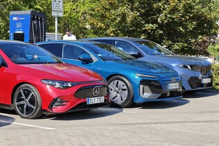 Nuda? Do Chorvatska jsme jeli třemi elektromobily. Nabíjení trvalo jen pár minut