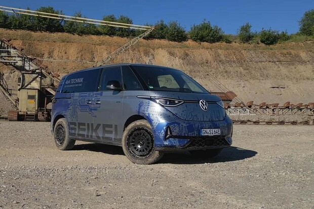 Seikel proměnil Volkswagen ID. Buzz v terénní speciál. Můžete ho mít i vy