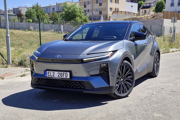 Toyota C-HR+ Executive AWD (77 kWh)