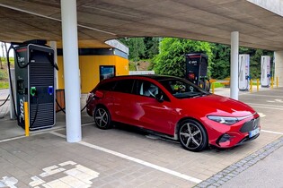 Jak rychle se nabije Mercedes-Benz CLA Shooting Brake 200?