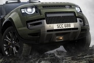 Jeep Defender. Že to nedává smysl? Možná už brzy bude