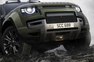 Jeep Defender. Že to nedává smysl? Možná už brzy bude