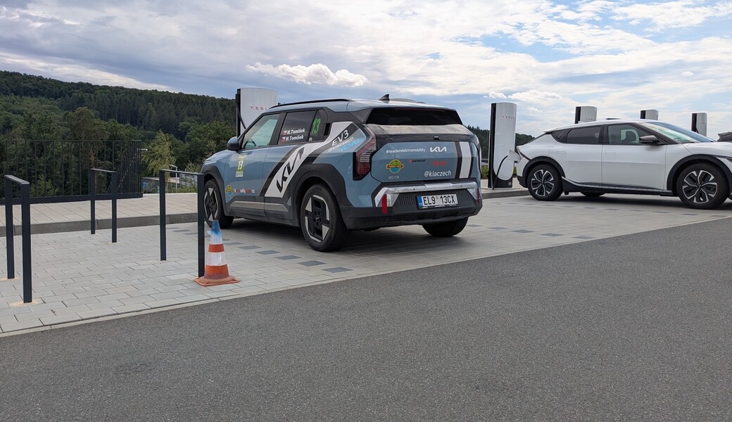Kia EV3 Earth Long Range