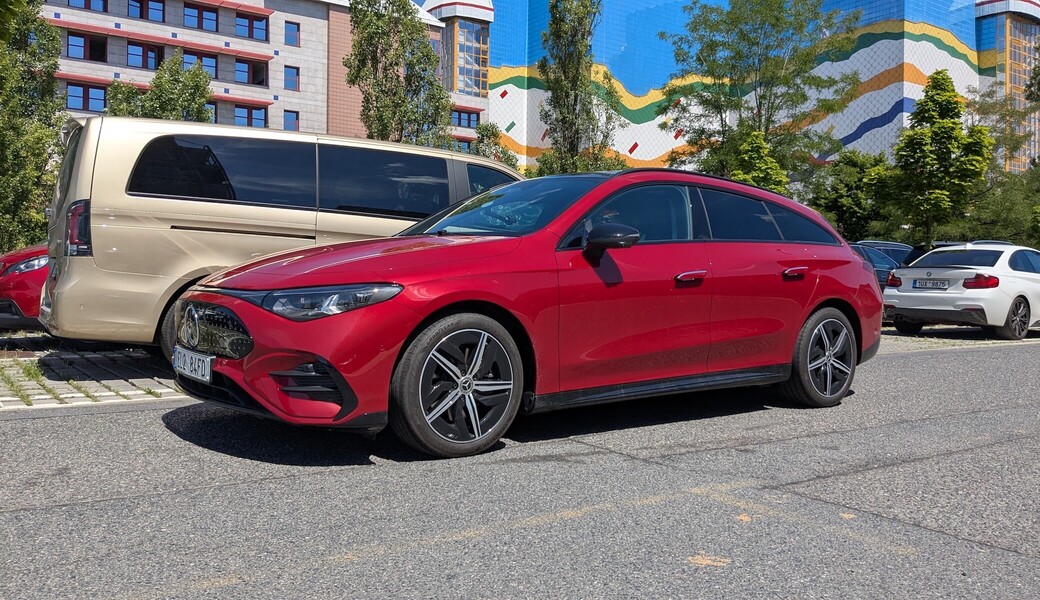 Mercedes-Benz CLA 200 EQ Shooting Brake