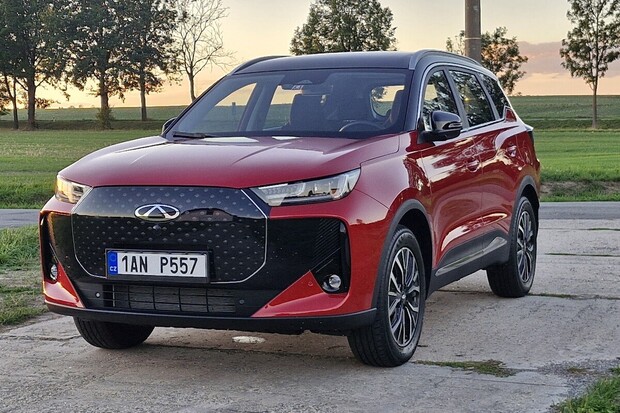 Evropská unie požádala Čínu o dobrovolné omezení vývozu hybridních vozů