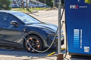Nabíjení Cupry Raval na nové platformě MEB+