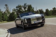 Rolls-Royce trápí elektrický kabriolet. Kašmírovou střechu peče při 80 °C