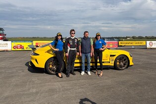 Elektromobil Xiaomi posunul český rychlostní rekord. Rozpálil to na 323 km/h