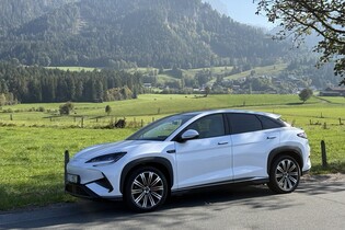 BYD Sealion 7 AWD: 445 km do Alp, rychlé nabíjení a spotřeba v reálném provozu