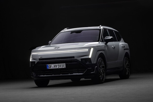 Pátá generace Hyundaie Tucson se ukázala v pořádně slušivém sportovním obleku