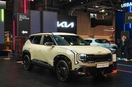 Kia přivezla do Paříže nové hybridní SUV. Seltos nabídne i pohon všech kol
