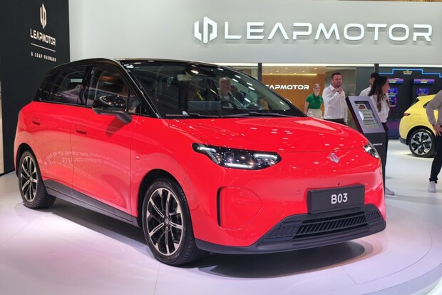 Leapmotor B03 naživo z Paříže: malý zvenku, překvapivě velký uvnitř