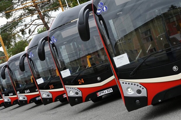 Jihlava nasazuje nové autobusy i trolejbusy. Příští rok bude polovina vozů MHD nová