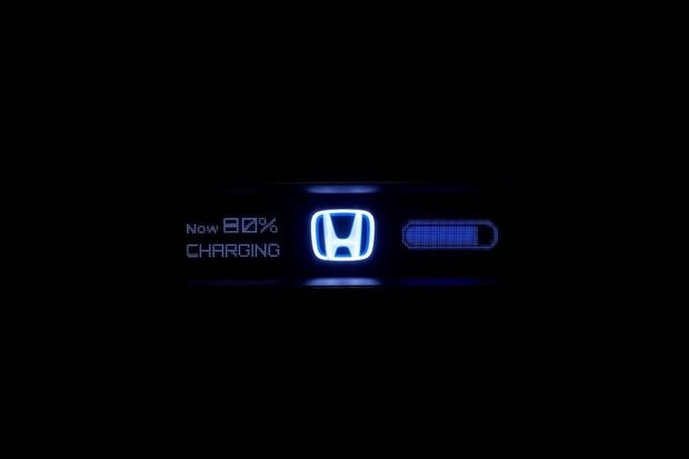 Honda Urban EV Concept si již brousí nabíjecí konektor na frankfurtský autosalon