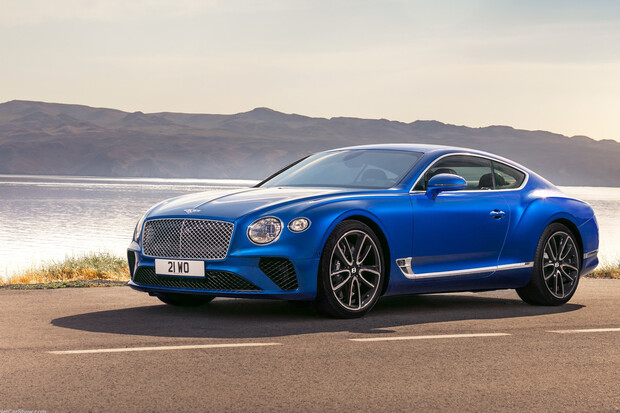 Elektrifikace je pro Bentley prioritou, říká šéf automobilky