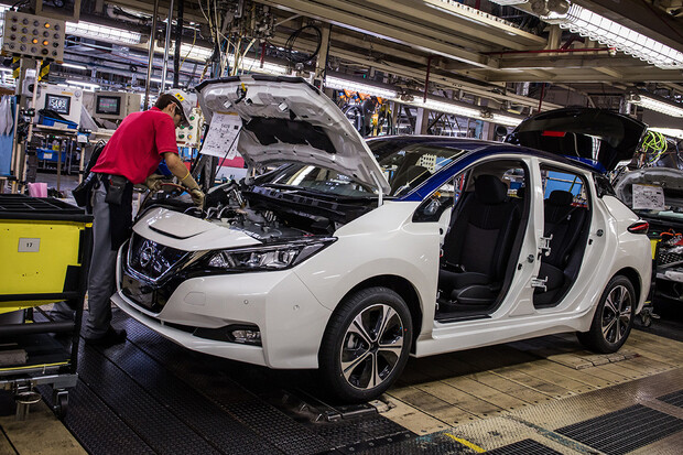 Nissan Leaf se začal vyrábět i pro evropské zákazníky