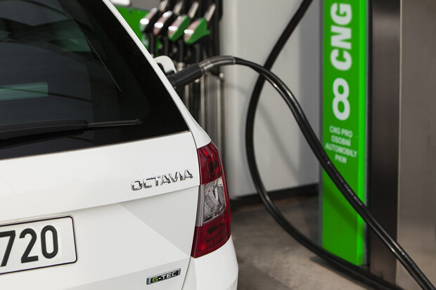 Prodeje ojetin v programu Škoda Plus stoupají. Daří se hlavně CNG