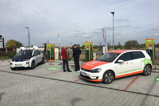 Víme, na kolik vyjde nabíjení auta u ČEZu, nemáte-li čip. Platí se od minuty