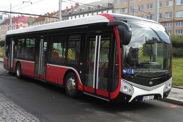 Nová generace elektrobusu dorazila do Prahy