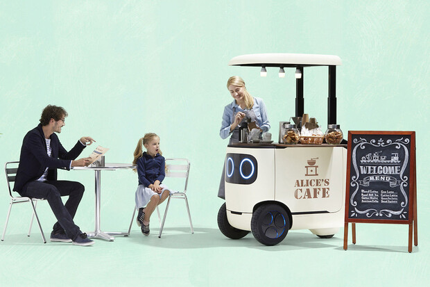 Honda ukázala autonomní chladničku. Roztomilost se jí rozhodně nedá upřít