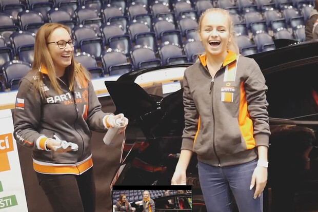 Zábavný den zdarma a peníze na dobré účely. Tak slavilo Autocentrum BARTH dvacetiny