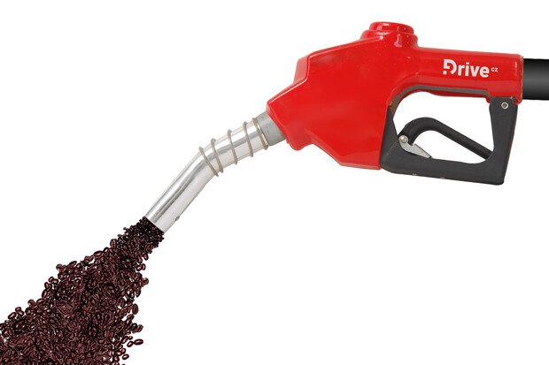 Káva už nejspíš nebude pohánět jen lidi, ale také autobusy