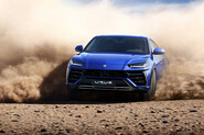 Nové Lamborghini Urus dostalo i režim do písku. Bude řádit v dunách jako Model X?