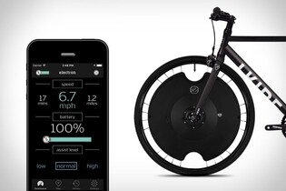 Takhle vypadá kolo budoucnosti. Díky Google Asistentovi jej můžete ovládat hlasem