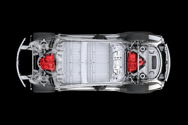 Nová Tesla Model 3 Performance už jezdí, premiéra je za dveřmi
